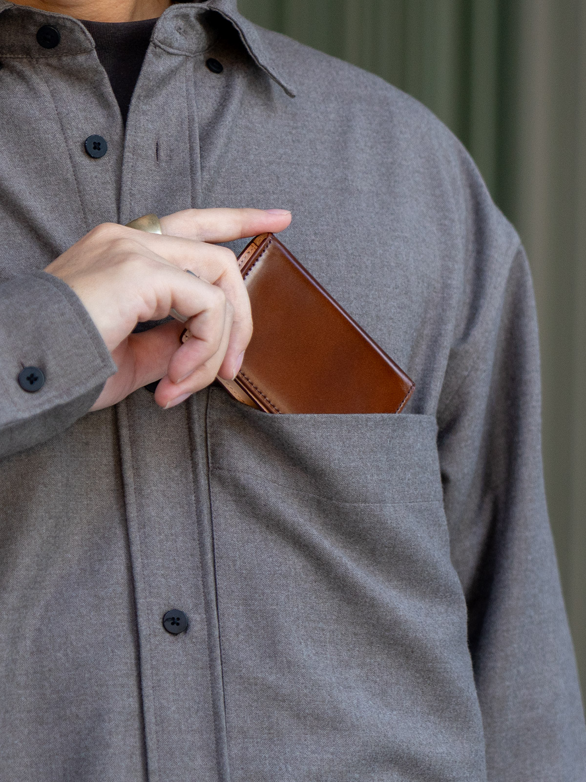 アニリンコードバン 名刺入れ カードケース イメージ