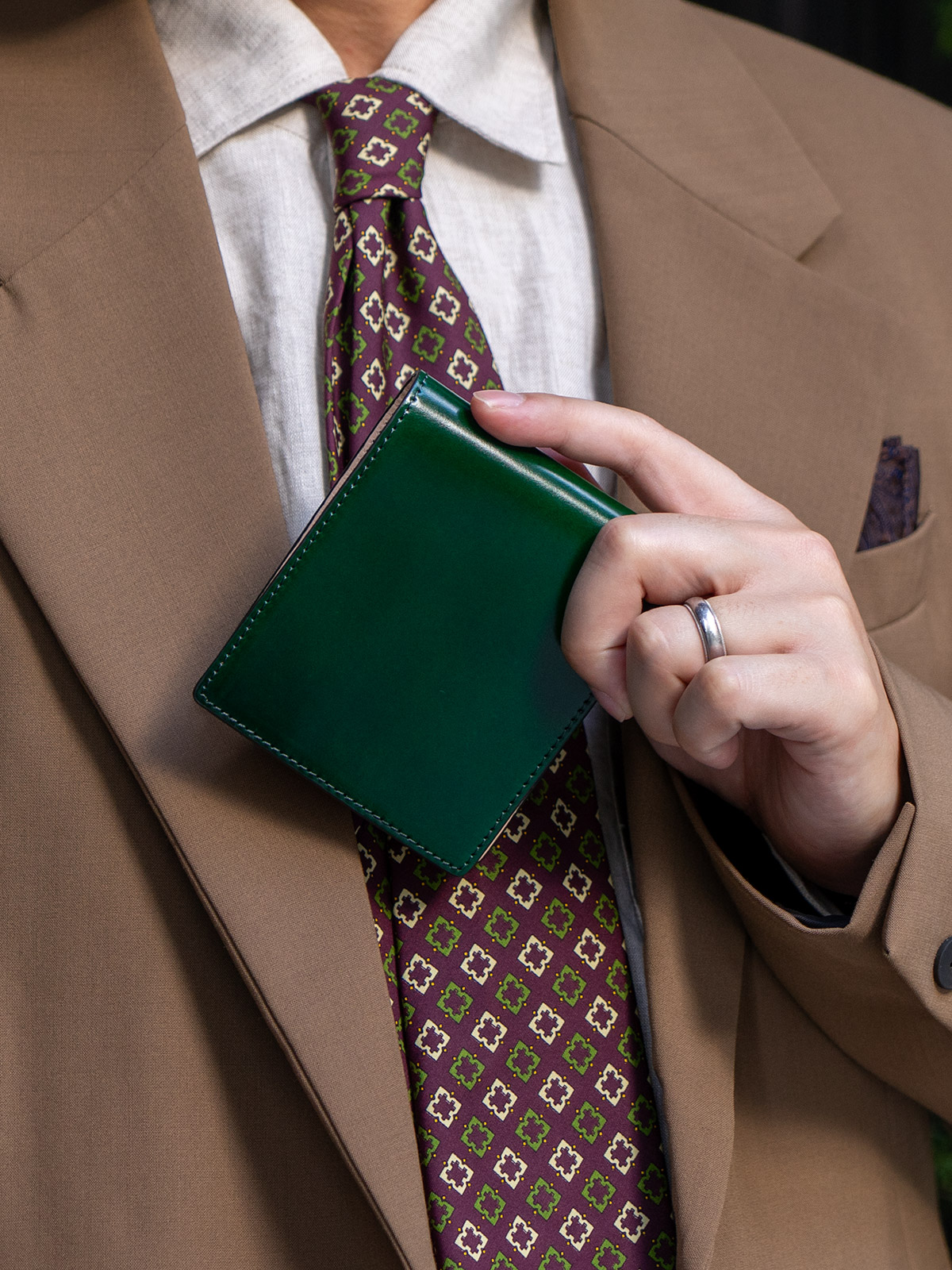 アニリンコードバン オープンスモールウォレット（ホックレス二つ折り財布）