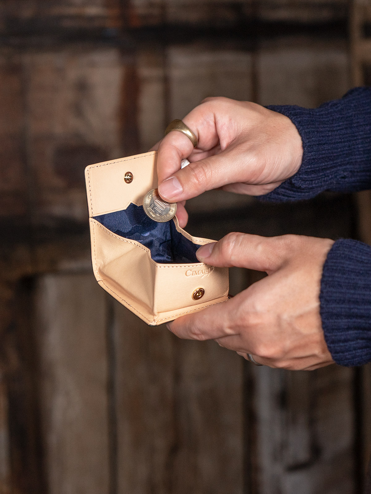 アニリンコードバン キーホルダー