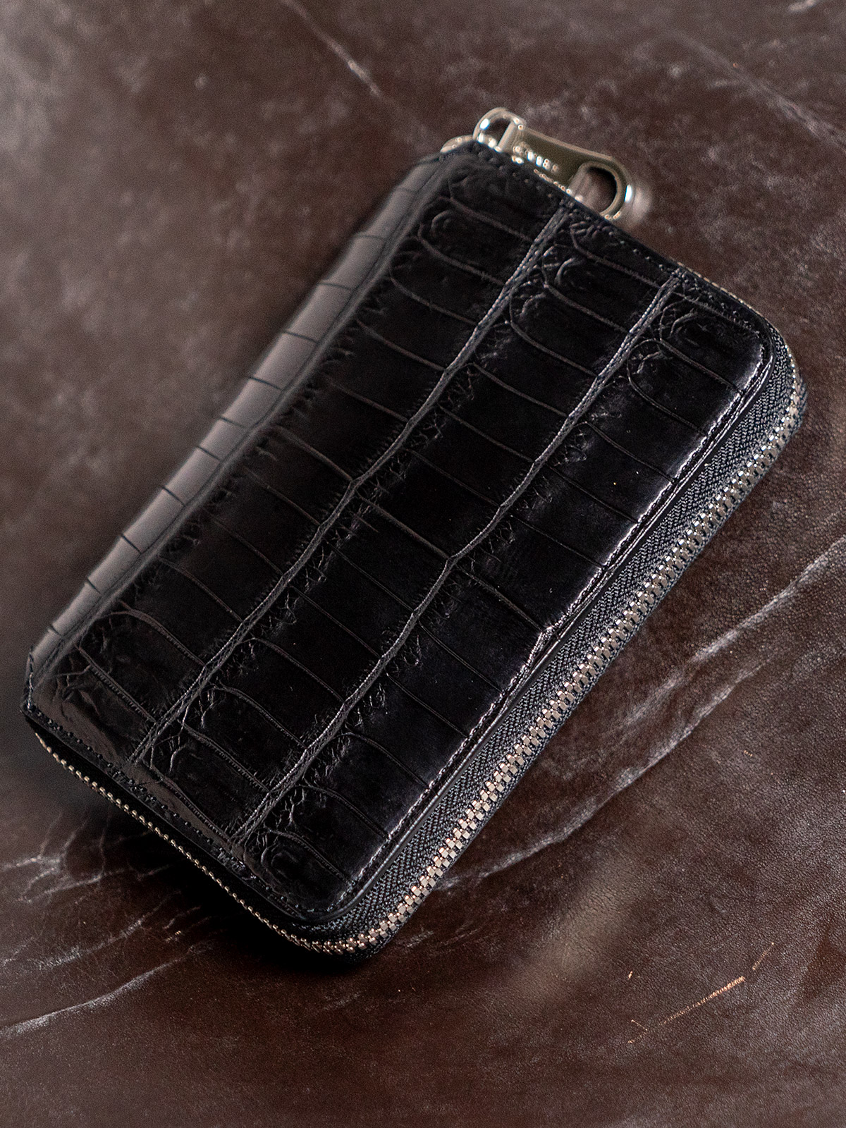ナイルクロコ ラウンドファスナー二つ折財布 ブラック