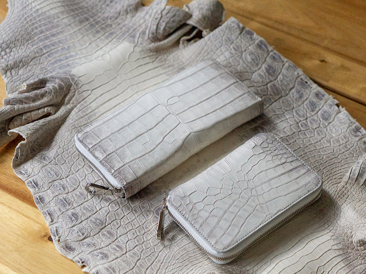 ヒマラヤクロコダイル 長財布 素材