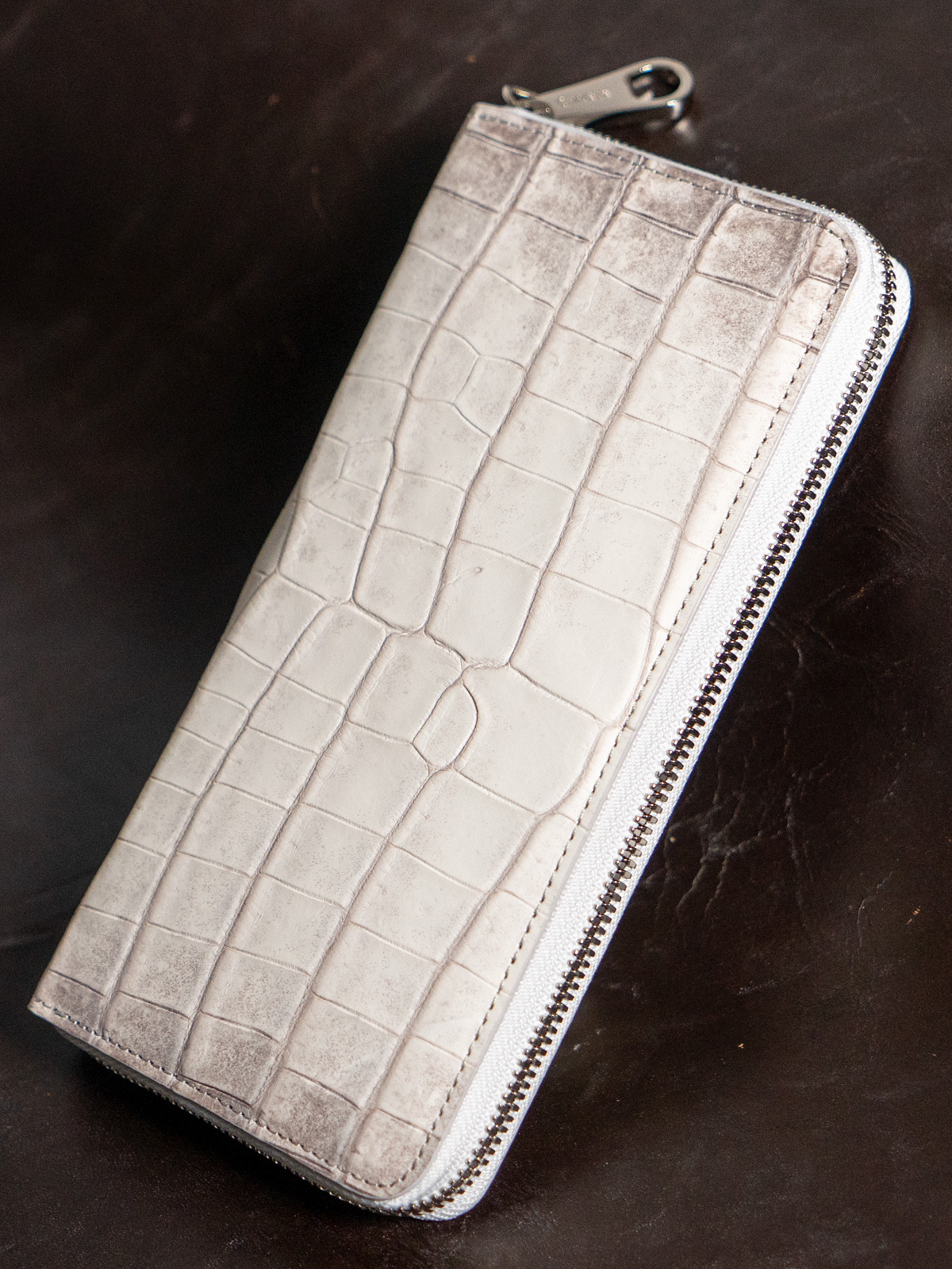 ヒマラヤクロコダイル 長財布 ホワイト
