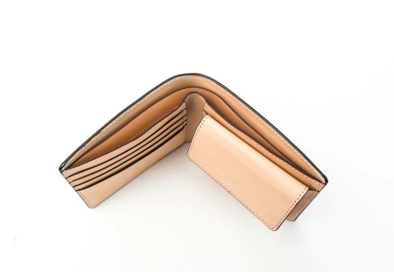 アニリンコードバン二つ折財布 | 折財布 | CIMABUE(チマブエ)公式 