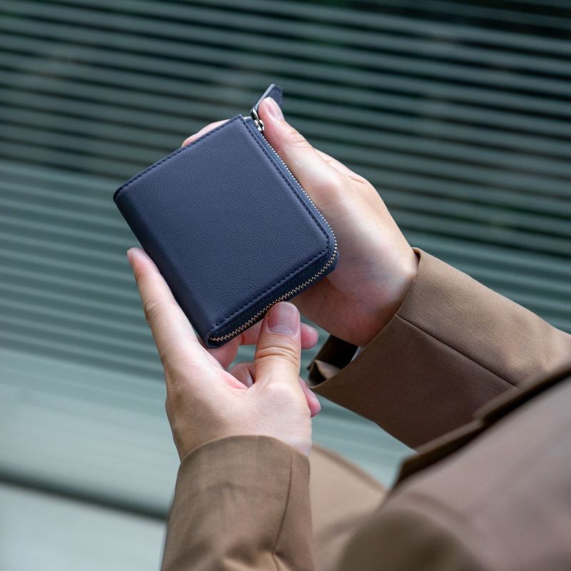 新品 未使用 ILBISONTE 二つ折り ウォレット グレー ITALY製 本革 二つ折り財布 レディース 小銭入れ付き 札入れ カード入れ