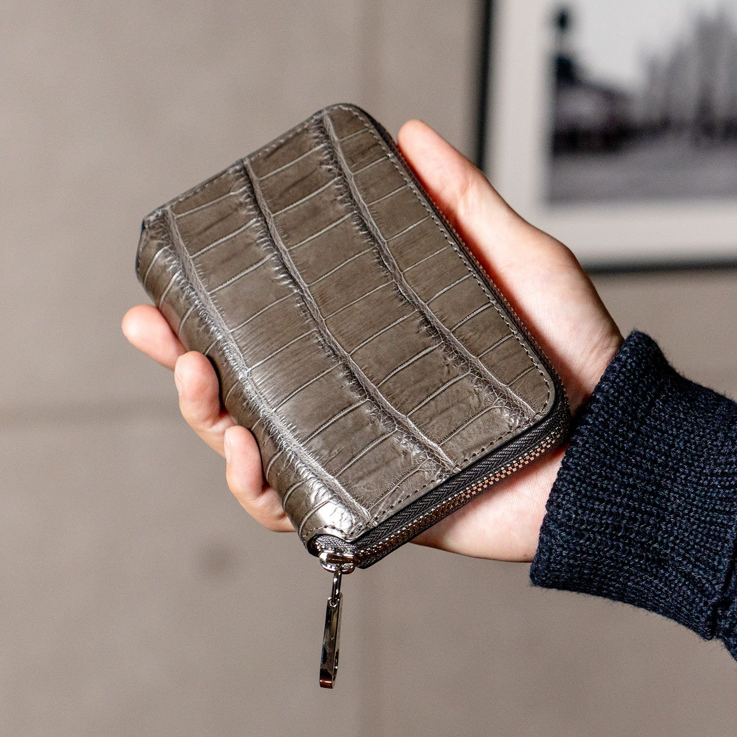 ナイルクロコダイル RFミドルウォレット（ラウンドファスナー深札入れ）