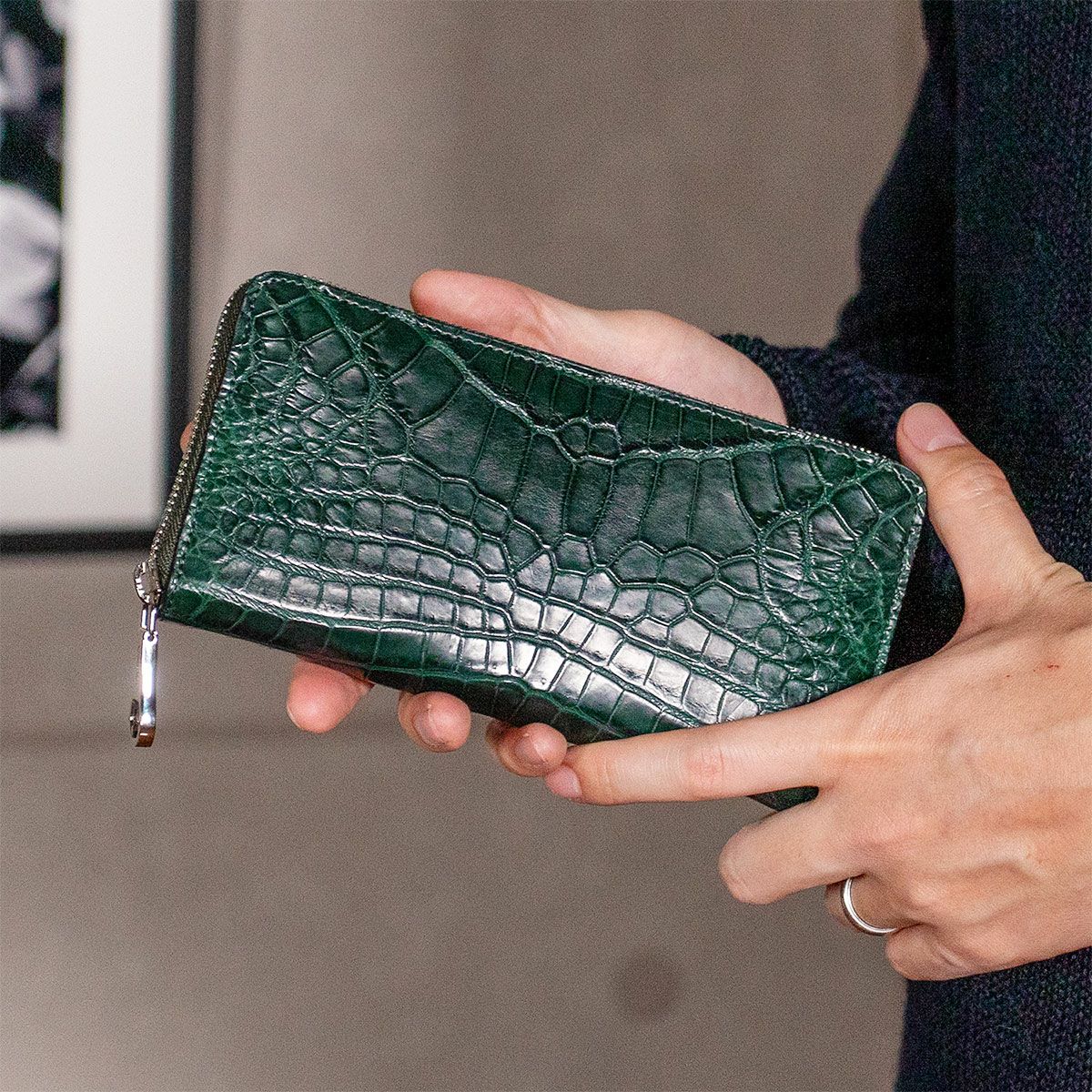 鰐本物☆ナイルクロコダイル カットワーク ラウンド長財布 稀少な  