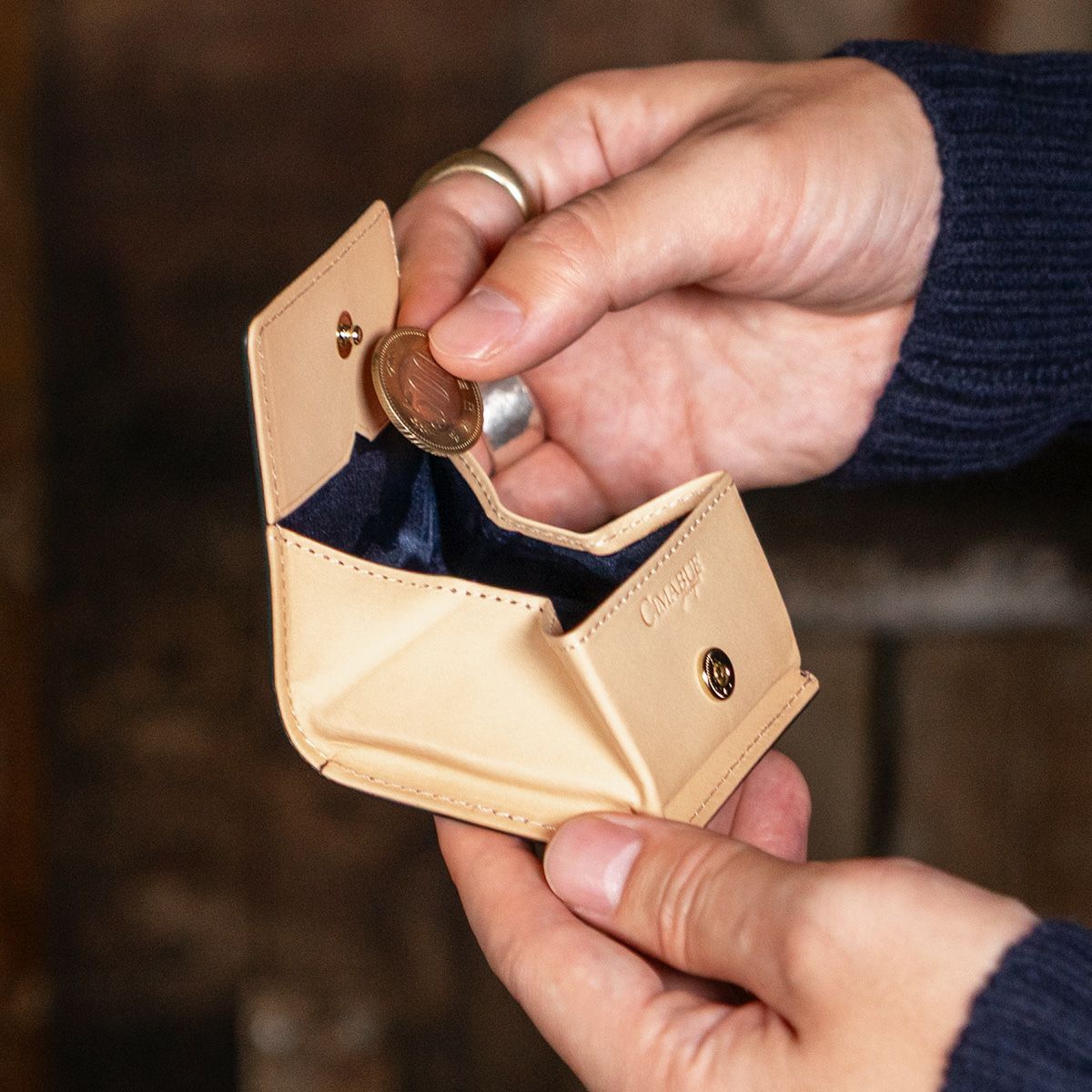 アニリンコードバン ボックスコインケース（立体型小銭入れ） | コイン